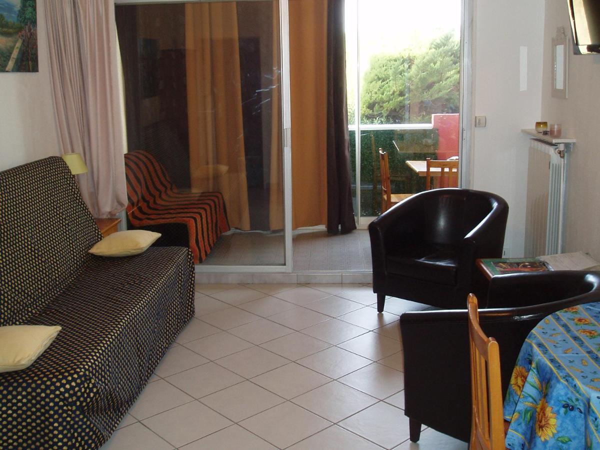 Studio 150 M De La Mer Six-Fours-les-Plages Dış mekan fotoğraf